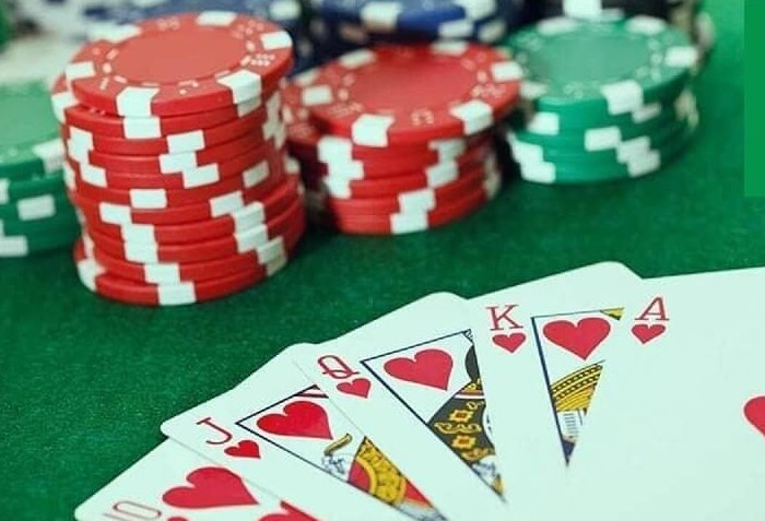 Giới thiệu Sảnh Game Bài Poker 77ball uy tín hàng đầu hiện nay
